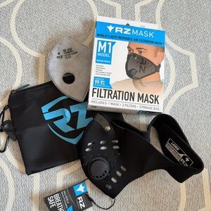 RZ Mask M1 Black Neoprene Mask with Active Carbon Large